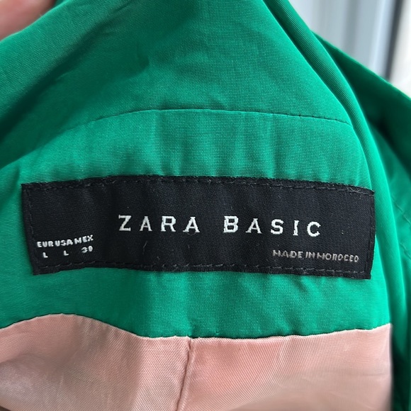 ZARA Basic waist length rain jacket, Sz L - Picture 6 of 10